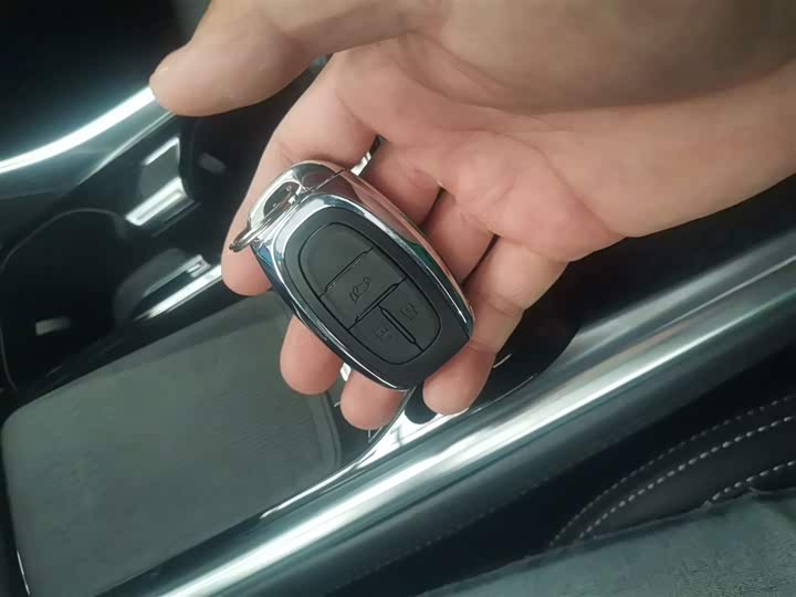 Фото 9 - Maxus G50