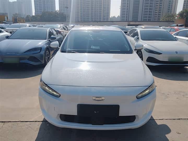 Фото 3 - Geely Geometry A