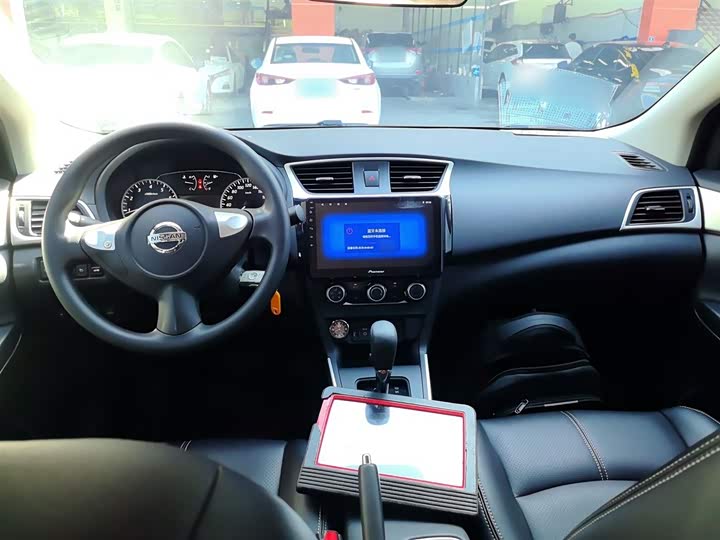 Фото 10 - Nissan Sylphy