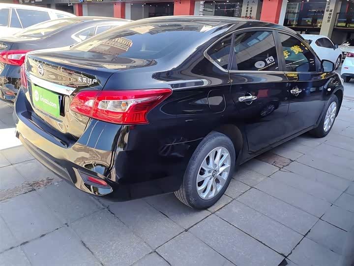 Фото 7 - Nissan Sylphy