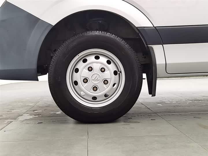 Фото 17 - Foton Tuyano