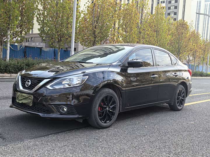 Фото 1 - Nissan Sylphy