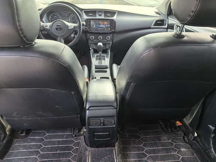 Фото 14 - Nissan Sylphy