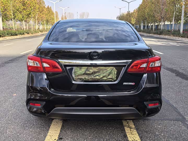 Фото 18 - Nissan Sylphy