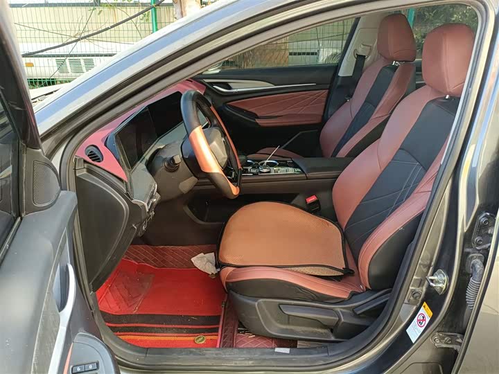 Фото 15 - Changan Eado Plus