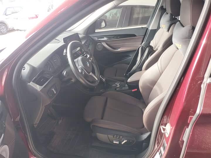 Фото 15 - BMW X1