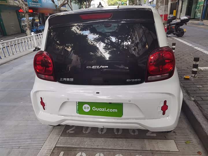 Фото 6 - Roewe Clever