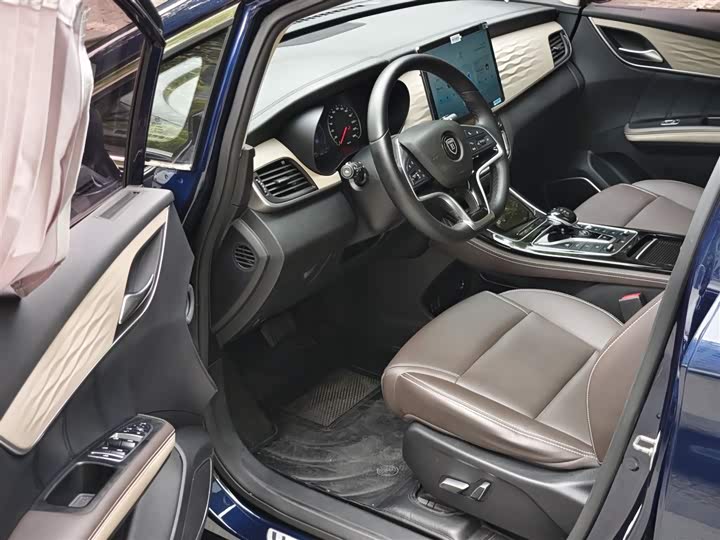 Фото 12 - BYD Song Max Hybrid