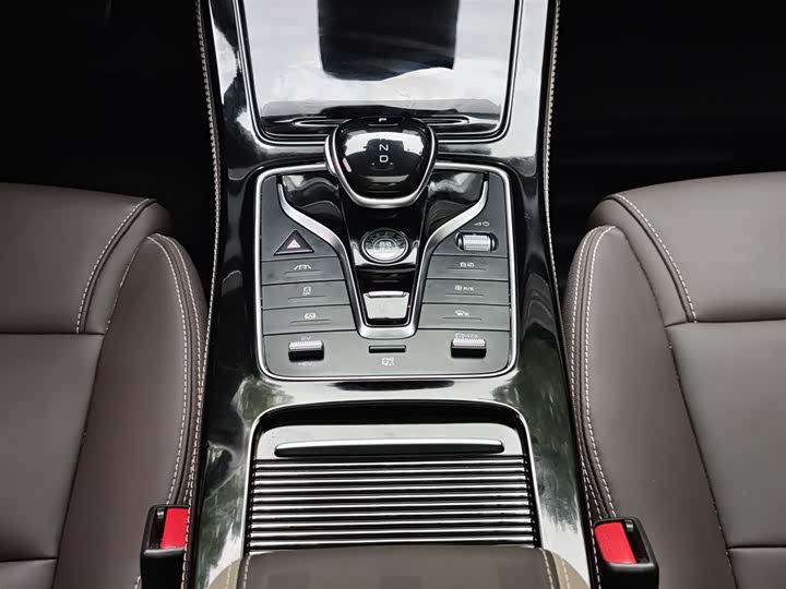 Фото 7 - BYD Song Max Hybrid