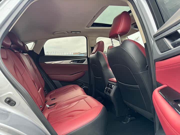 Фото 10 - Changan CS85 Coupe