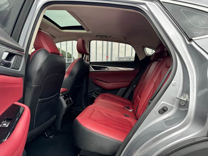 Фото 11 - Changan CS85 Coupe