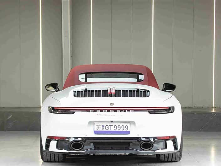 Фото 4 - Porsche 911