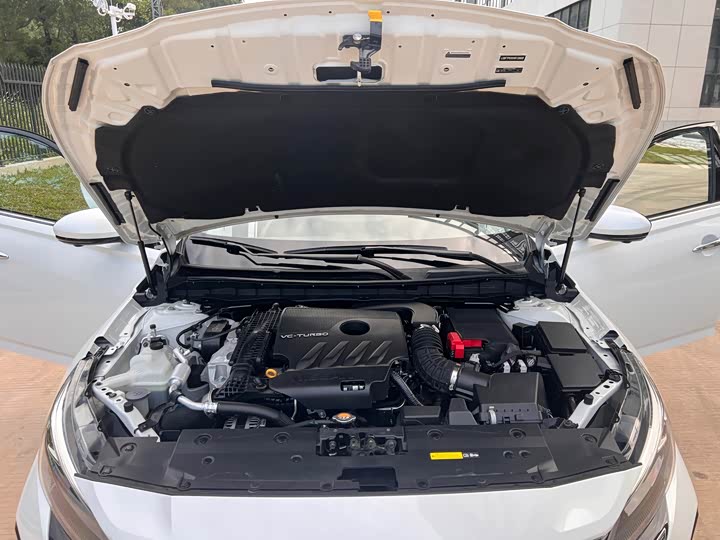 Фото 19 - Nissan Teana