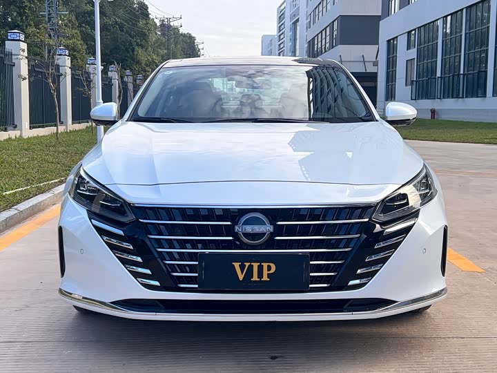 Фото 2 - Nissan Teana