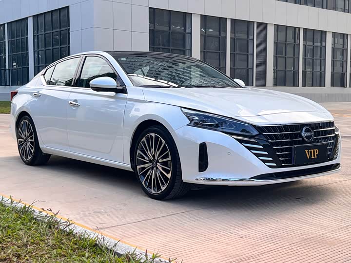 Фото 3 - Nissan Teana