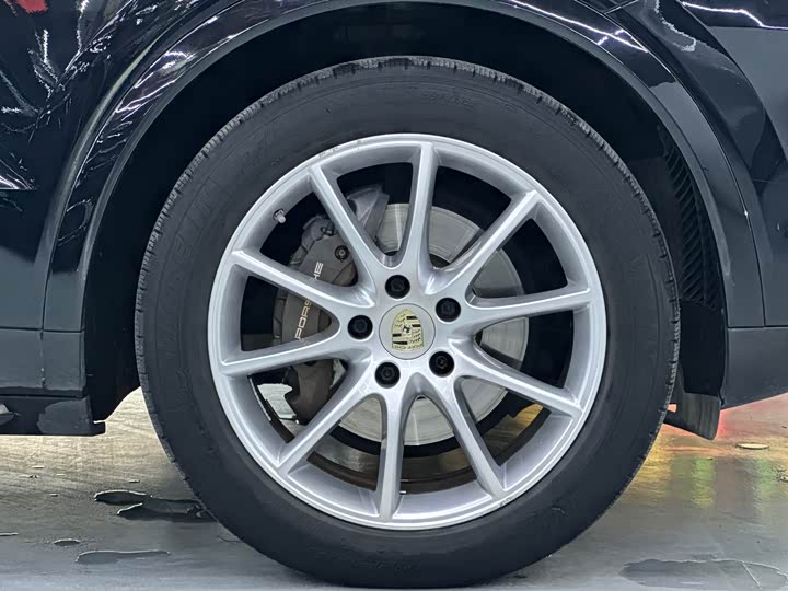 Фото 30 - Porsche Cayenne