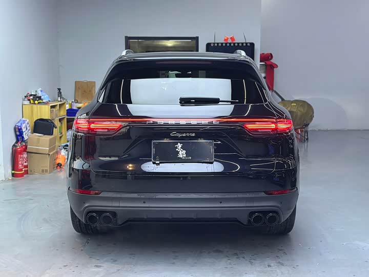 Фото 5 - Porsche Cayenne