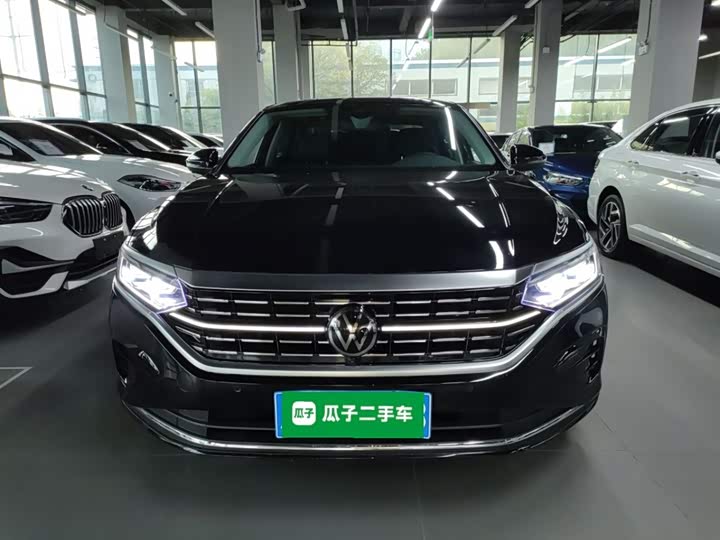 Фото 3 - Volkswagen Passat