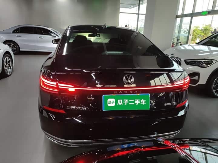 Фото 6 - Volkswagen Passat