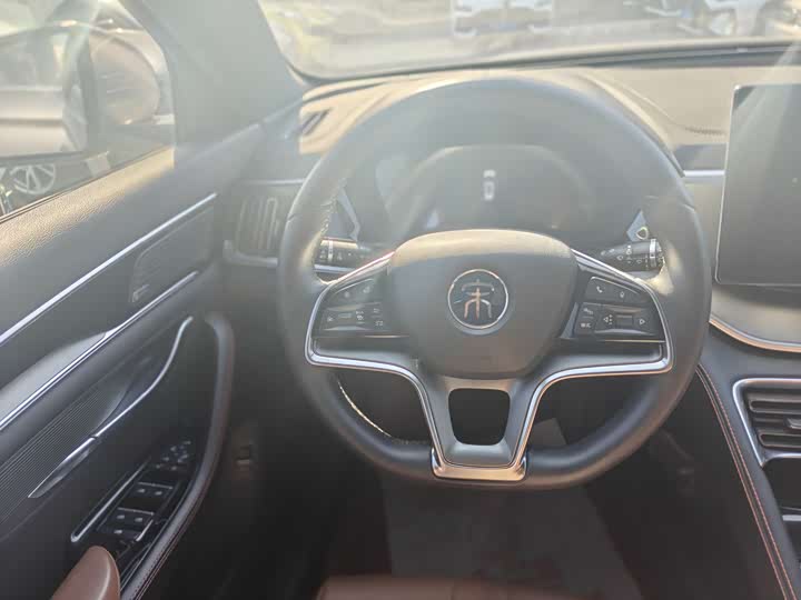 Фото 9 - BYD Song Plus