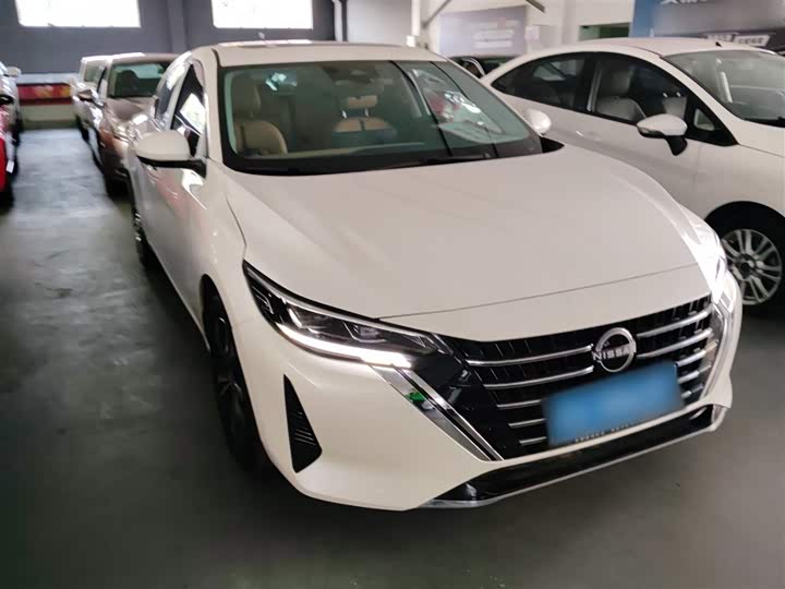 Фото 4 - Nissan Sylphy