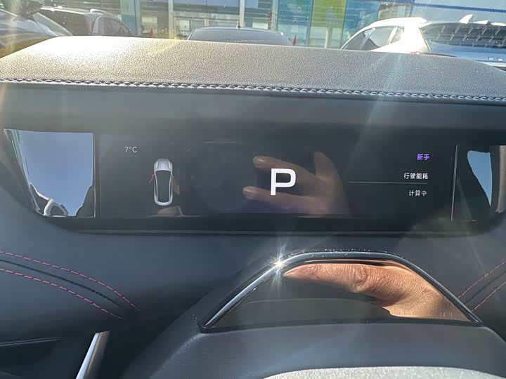 Фото 11 - Xiaomi SU7