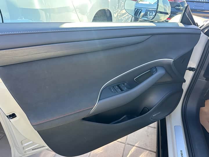 Фото 7 - Xiaomi SU7