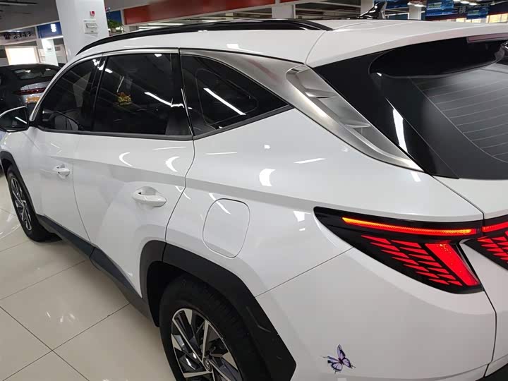 Фото 5 - Hyundai Tucson L