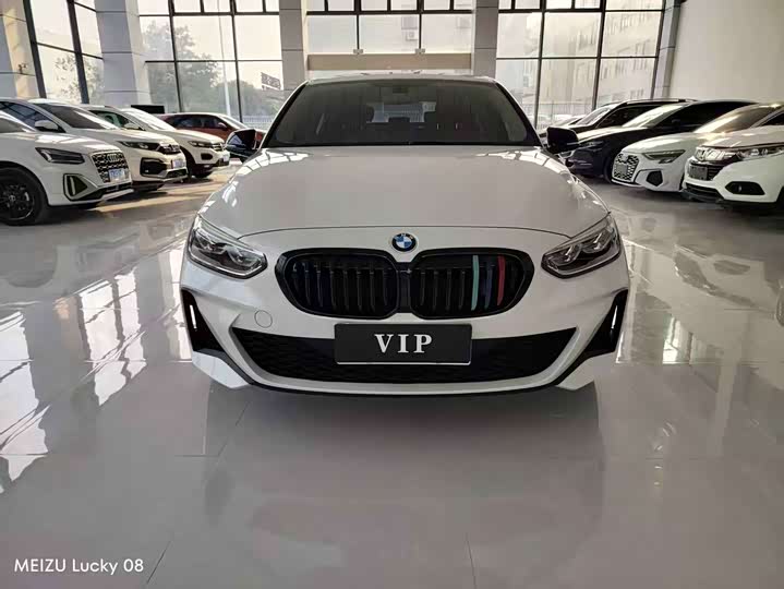 Фото 3 - BMW 1 Series