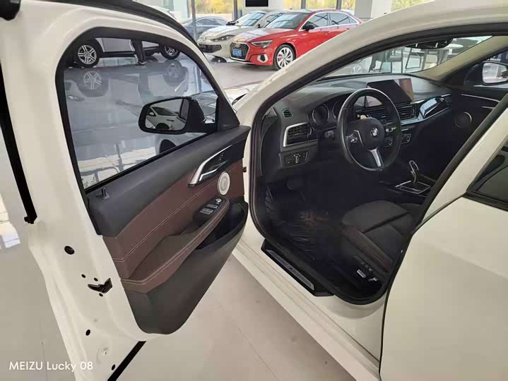 Фото 9 - BMW 1 Series