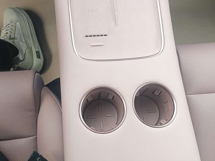 Фото 13 - Nissan N7