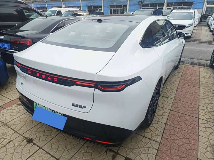 Фото 4 - Nissan N7