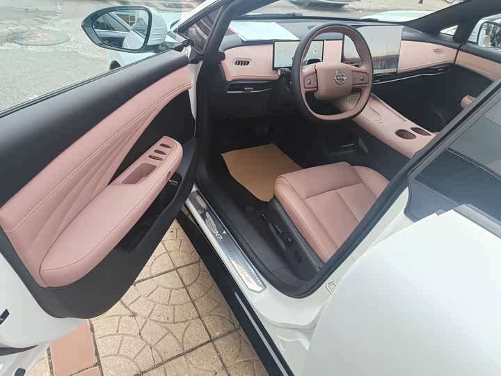 Фото 7 - Nissan N7