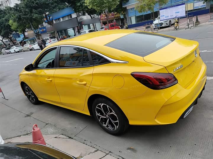 Фото 5 - MG Motor 5