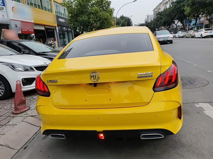 Фото 6 - MG Motor 5