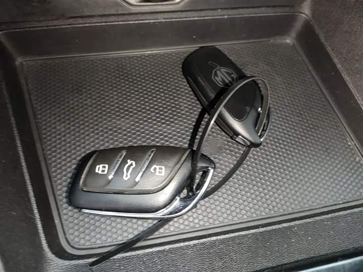 Фото 9 - MG Motor 5