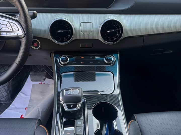 Фото 10 - Dongfeng Forthing Yacht