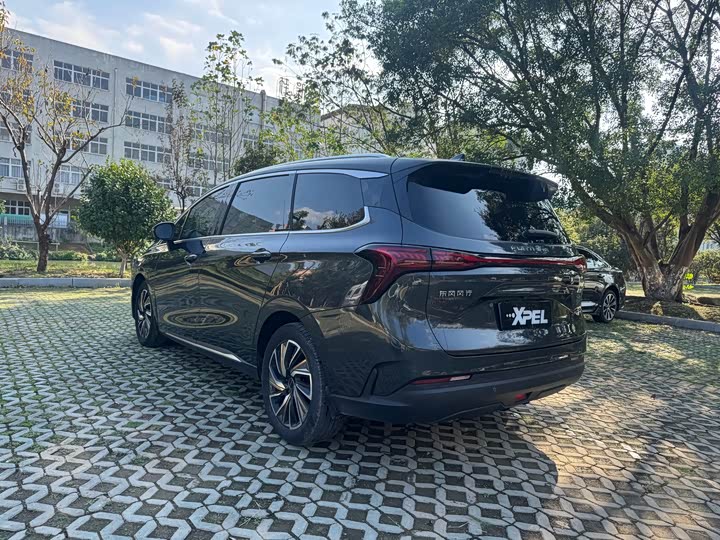 Фото 18 - Dongfeng Forthing Yacht