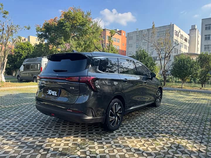 Фото 20 - Dongfeng Forthing Yacht