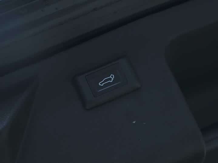 Фото 13 - Land Rover Discovery Sport