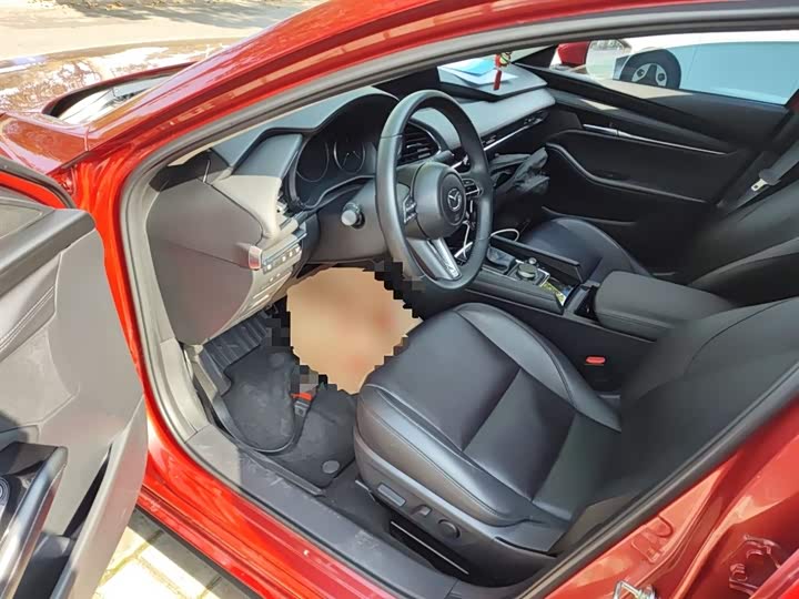 Фото 16 - Mazda 3 (Axela)