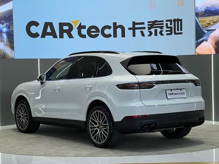 Фото 19 - Porsche Cayenne