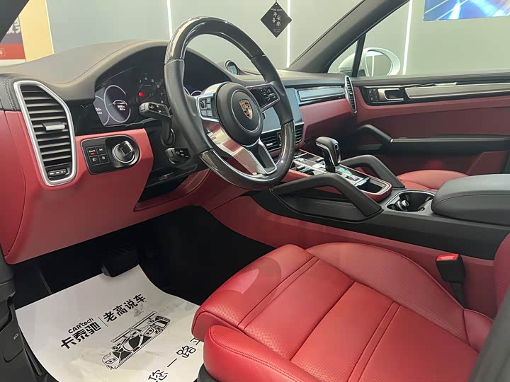 Фото 4 - Porsche Cayenne