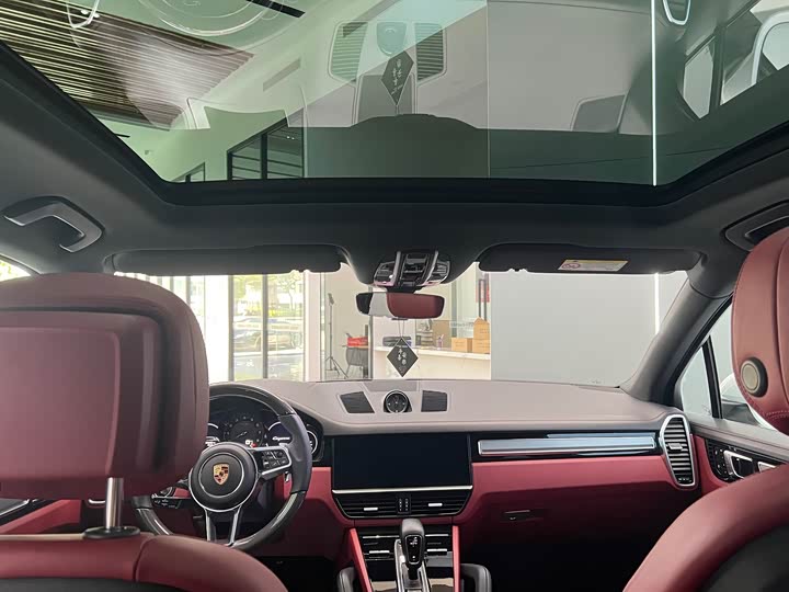 Фото 6 - Porsche Cayenne