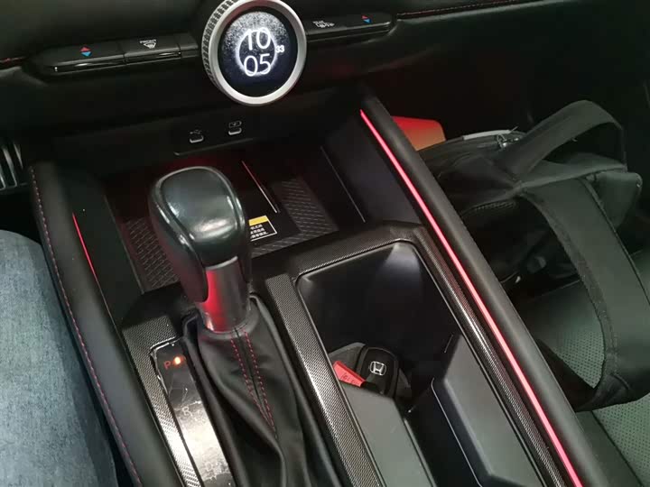 Фото 14 - Honda Accord