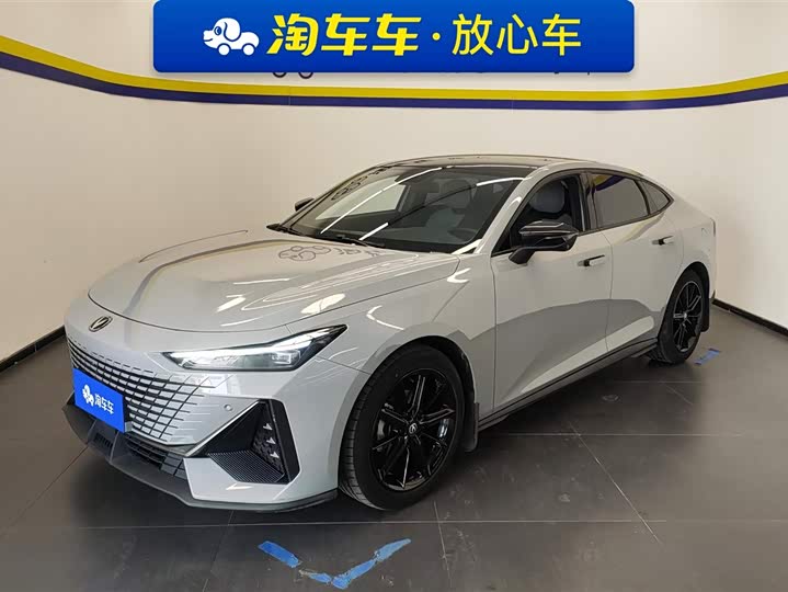 Фото 1 - Changan UNI-V