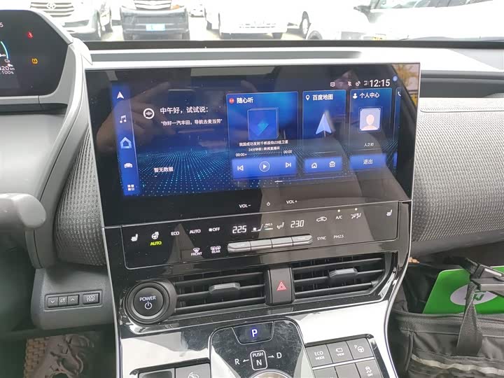 Фото 13 - Toyota bZ4X