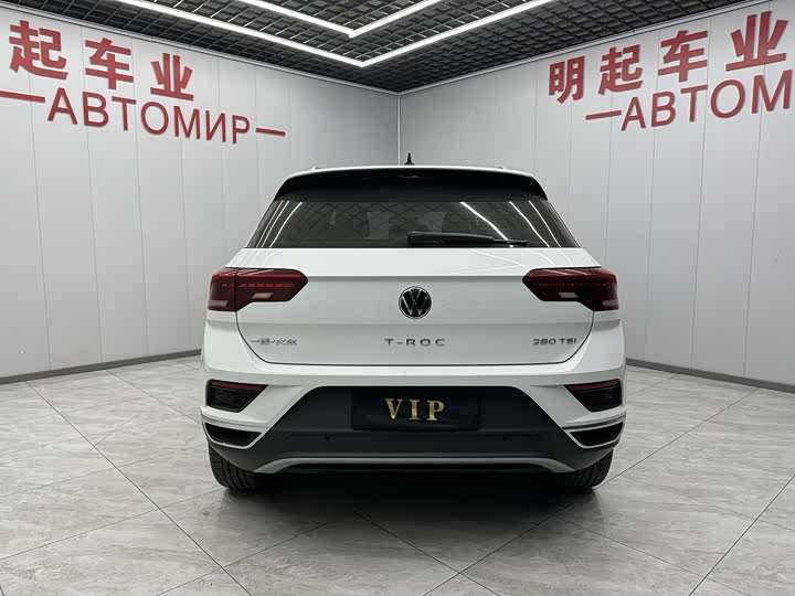 Фото 9 - Volkswagen T-Roc