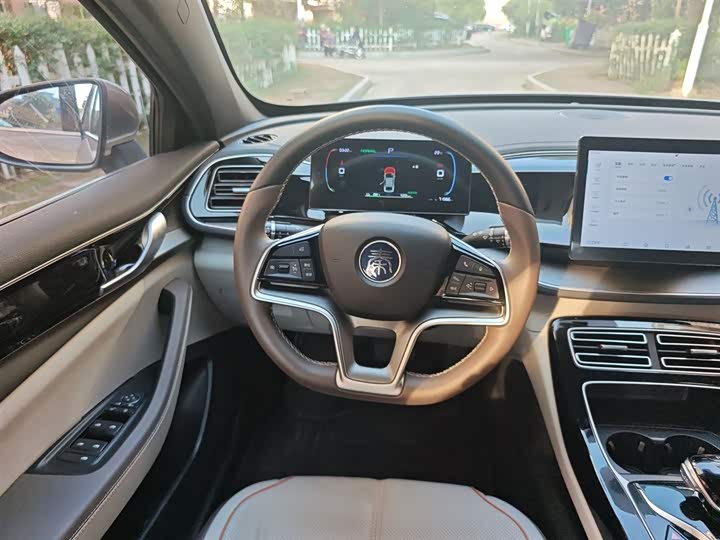 Фото 11 - BYD Qin Plus