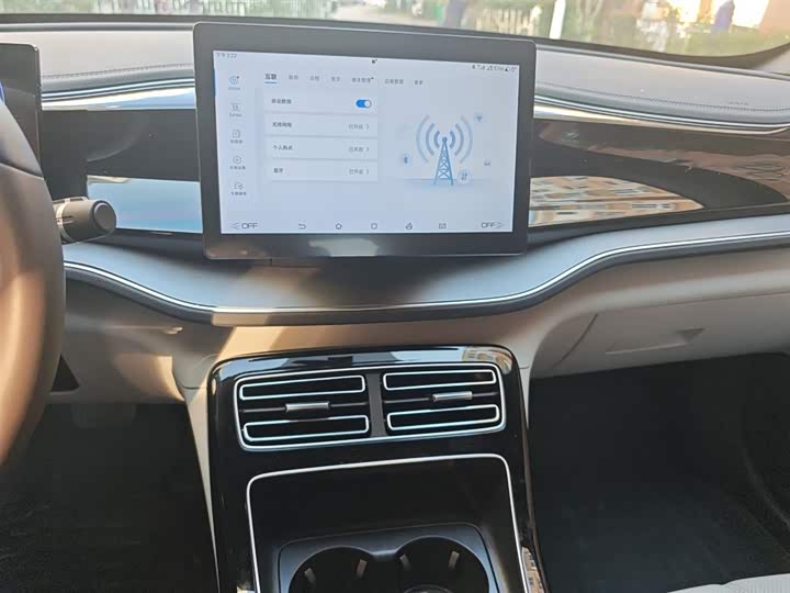 Фото 13 - BYD Qin Plus